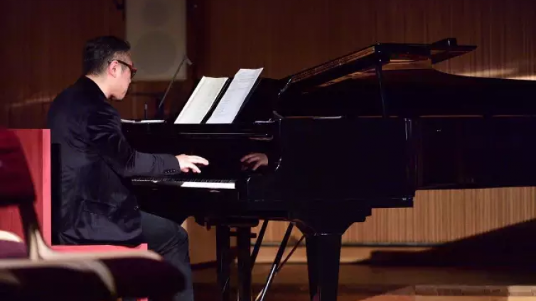 如何练习大调II-V-I和声连接？| 黄健怡爵士钢琴3