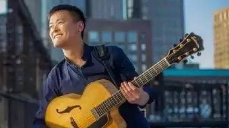 熟练掌握Dorain音阶必做的转调练习 | 张雄关爵士吉他12