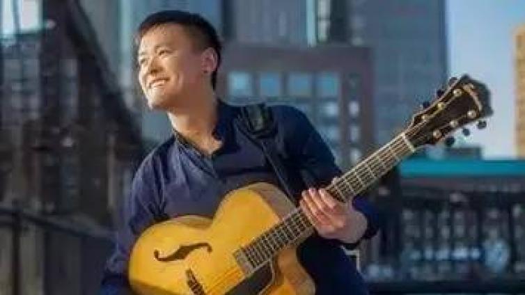 一节课搞懂G7和弦的Drop2按法！| 张雄关爵士吉他16